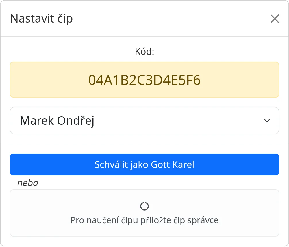 Okno Nastavit čip s kódem čipu a seznamem zaměstnanců